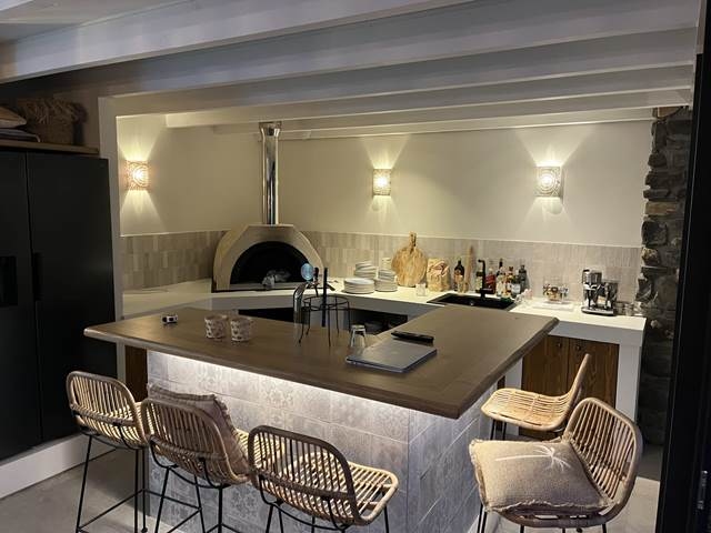 Amalfi Mediterraenean oven AD80