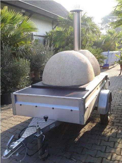 Pizzaoven op aanhangwagen