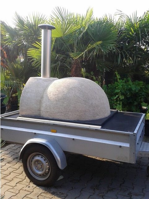 Pizzaoven op aanhangwagen