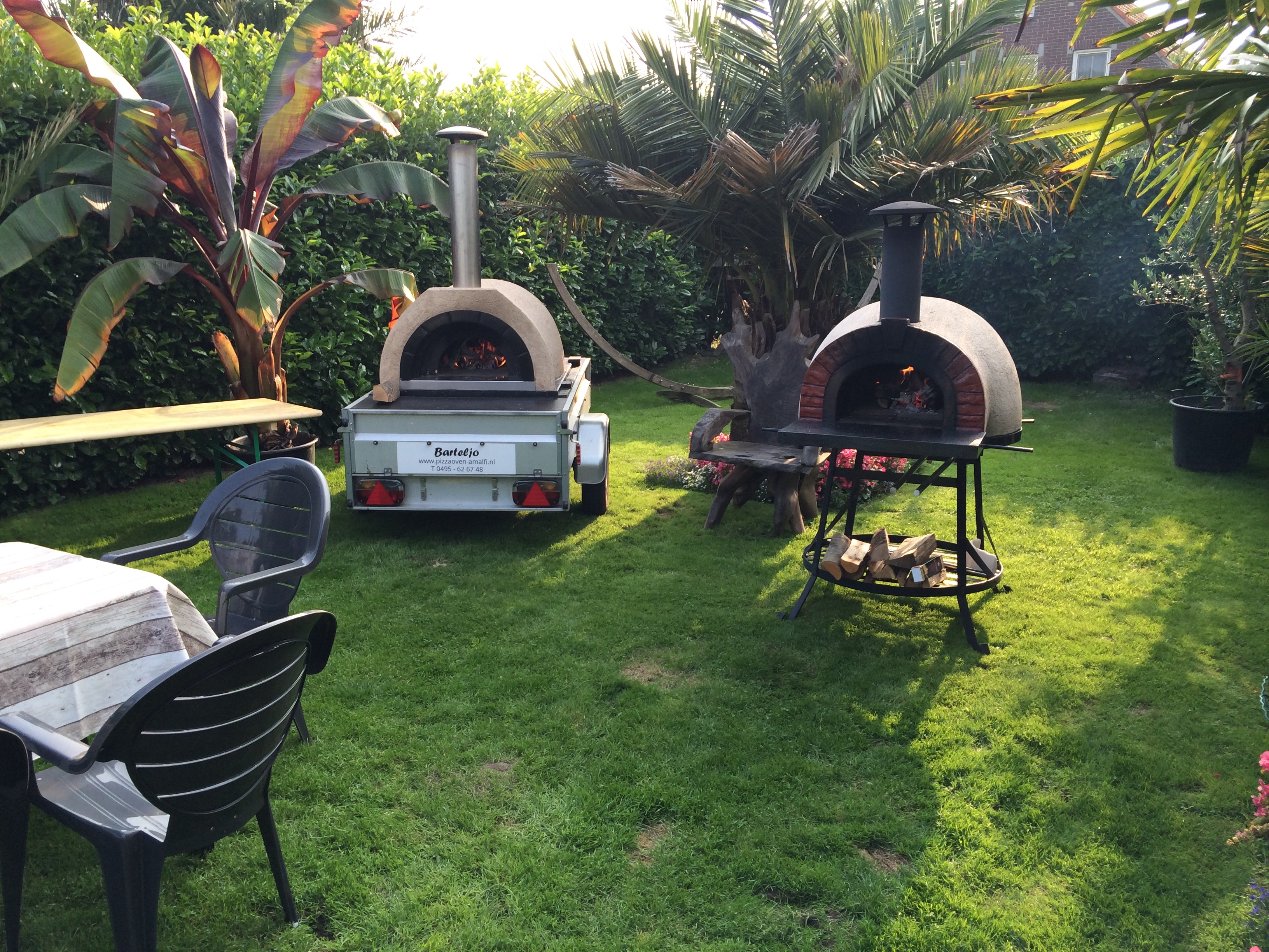 Verhuur Amalfi Family oven op aanhanger